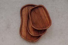 Wood Style Tácek organický - Ořešák Velikost tácku: Sada třech velikostí