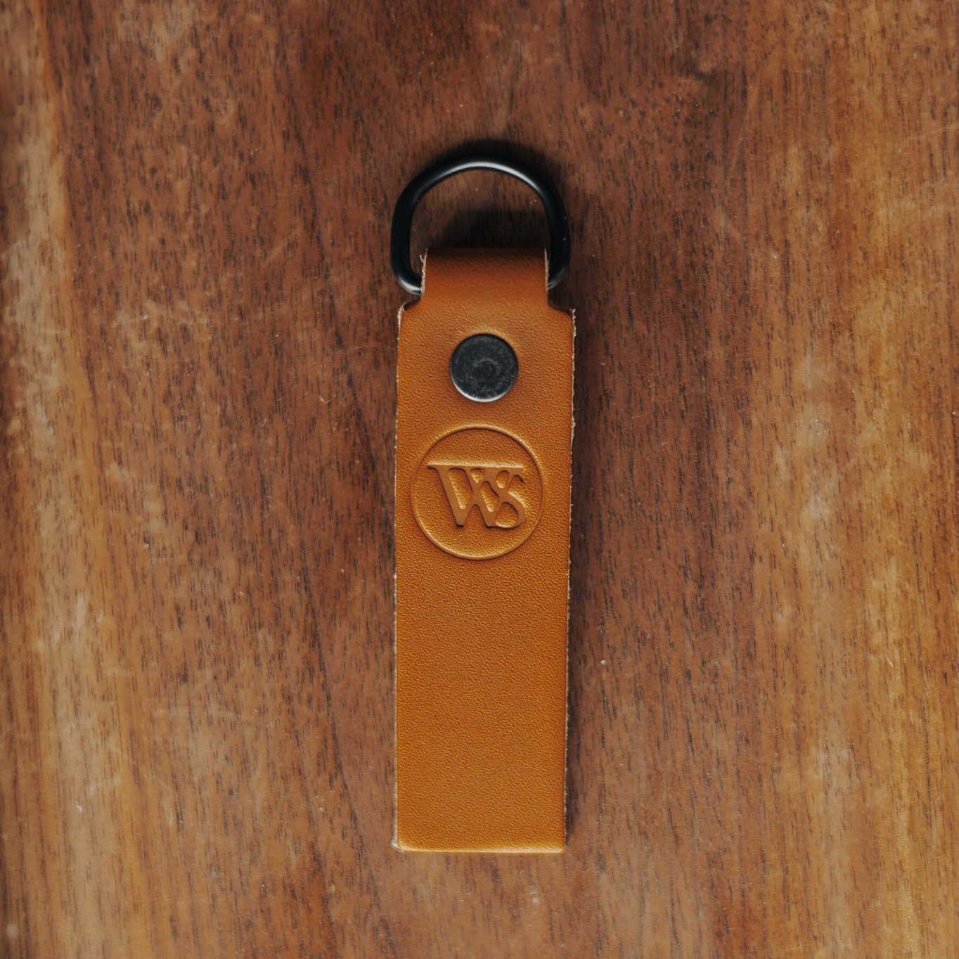 Wood Style Kožená Klíčenka D- Caramel