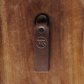 Wood Style Kožená Klíčenka D- Tmavě hnědá