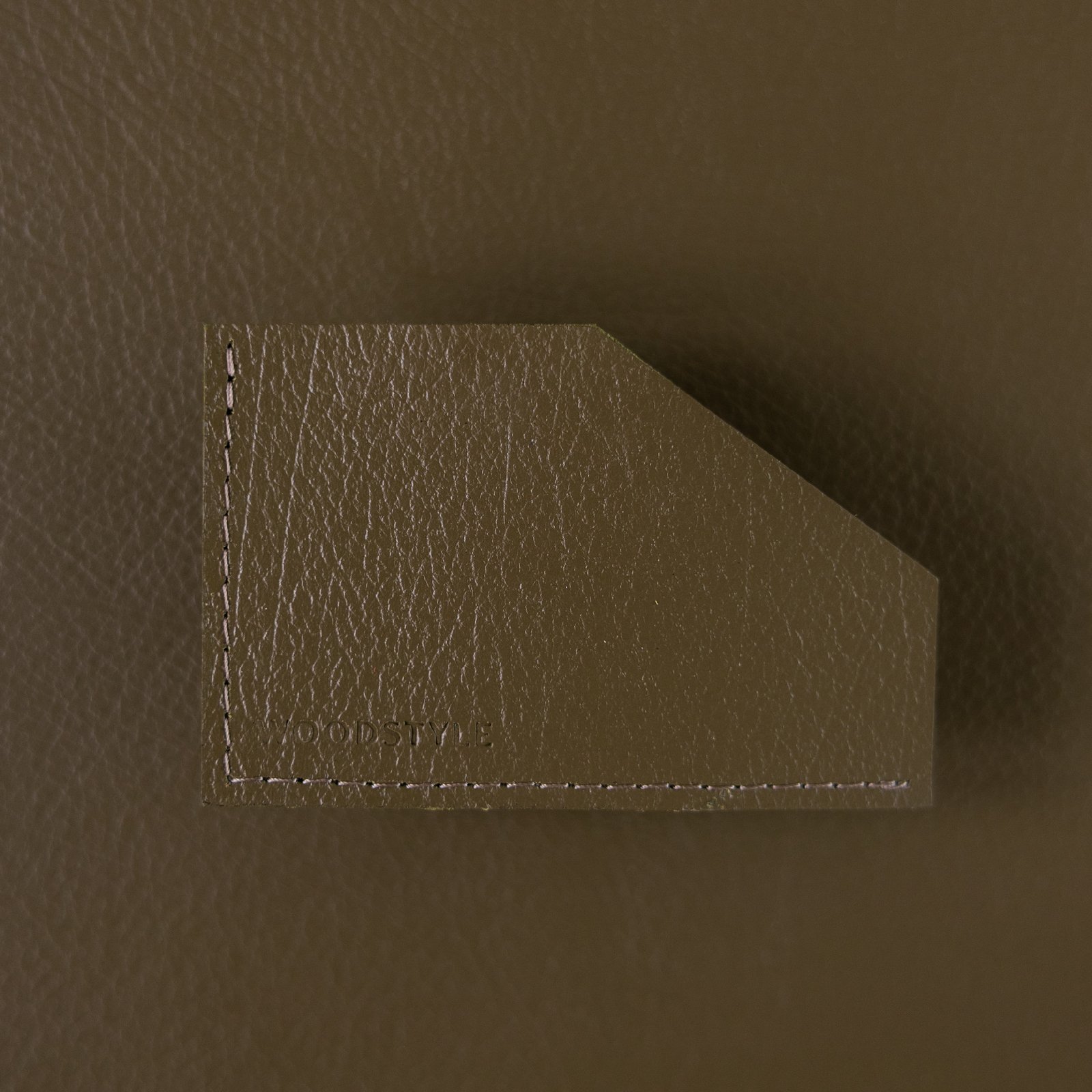 Wood Style Pouzdro na karty LÍSTEK - Khaki