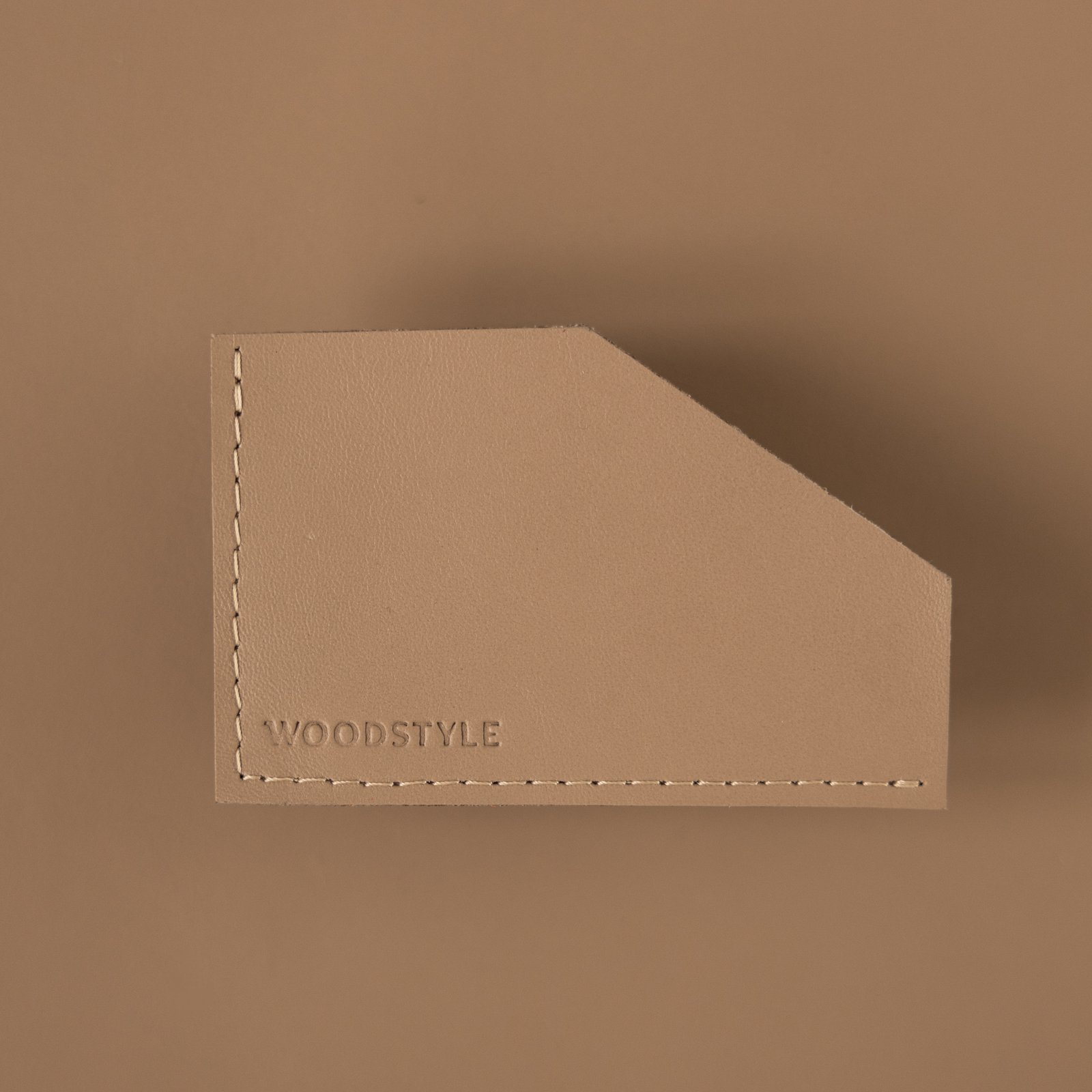 Wood Style Pouzdro na karty LÍSTEK - Latte