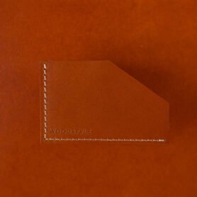 Wood Style Pouzdro na karty LÍSTEK - Caramel