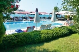 Altinkum Side