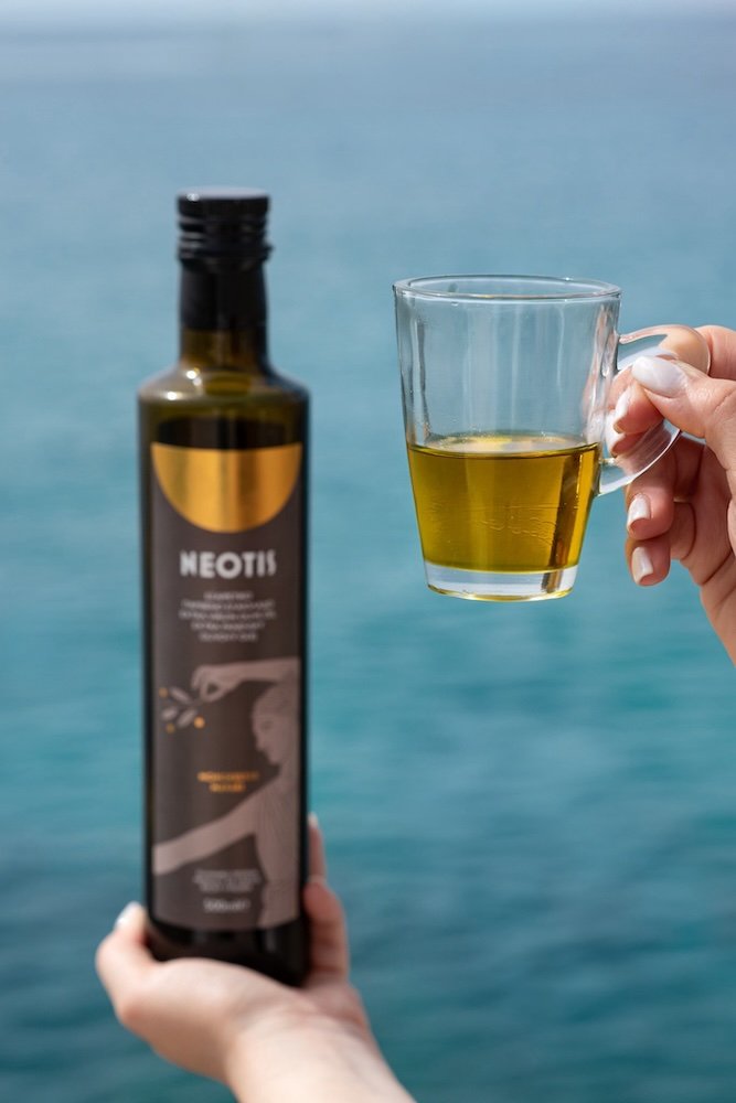 Neotis Peloponés Extra panenský olivový olej (MANAKI) 0,4% 5 l – plech - Obrázek 3