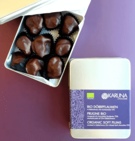 KARUNA CHOCOLATE BIO ŠVESTKY v 75% Edelschwarz GIN čokoládě - 140g (Karuna)