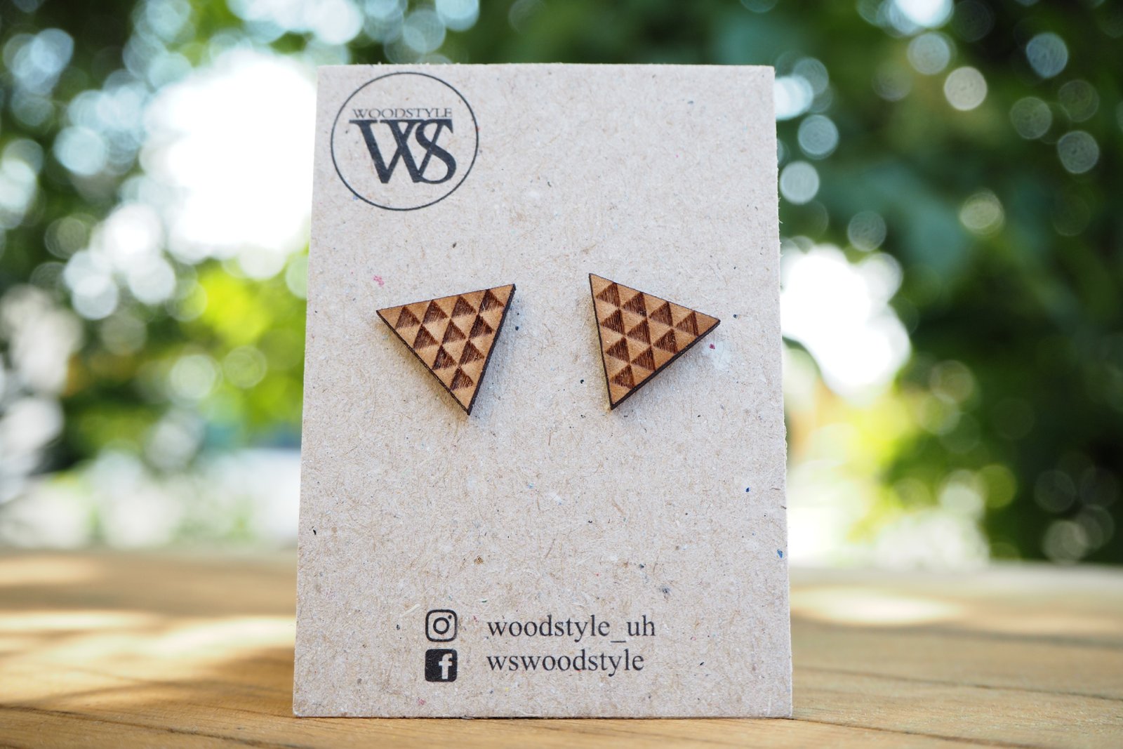 Wood Style Náušnice gravírované Triangle