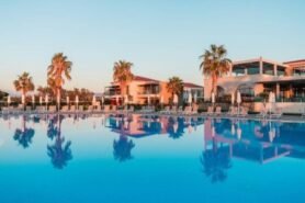 Almyros Beach Resort & Spa