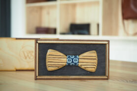 Wood Style Motýlek Mini Zebráno Barva středu: WS Modrotisk
