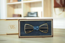Wood Style Motýlek Mini Dub černý Barva středu: WS Modrotisk