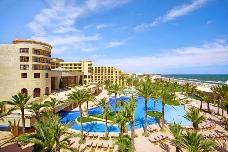 Mövenpick Resort & Marine Spa