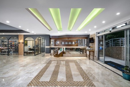 Club Big Blue Suite