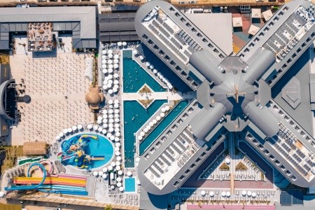 The X Belek - Obrázek 2