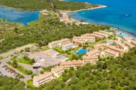 Mareblue Beach